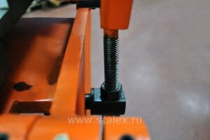 Фото 7 - Станок листогибочный ручной сегментный  STALEX W2.5x2540A.