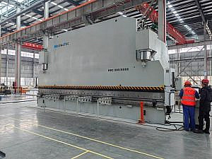 Фото 11 - MetalTec HBC 600/6000 листогибочные гидравлические прессы с ЧПУ большого тоннажа.