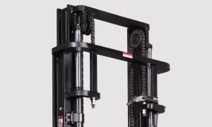 Фото 8 - Штабелер электрический самоходный EP Equipment ES16-RS PROFESSIONAL (LI-ION, 3F550, с платформой и поручнями).