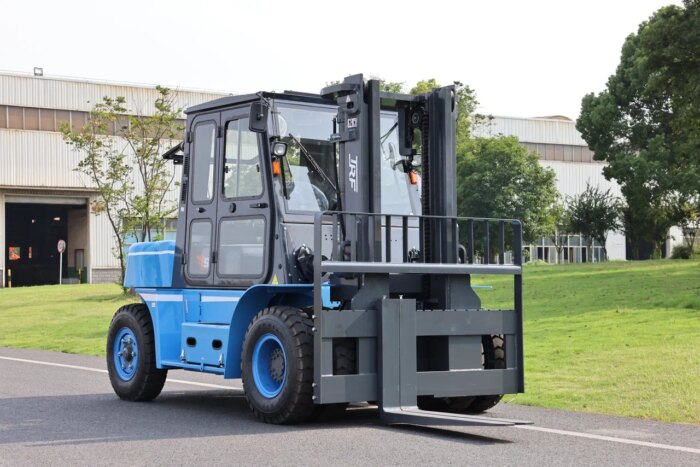 Фото 4 - Вилочный погрузчик TRF D45-3X.